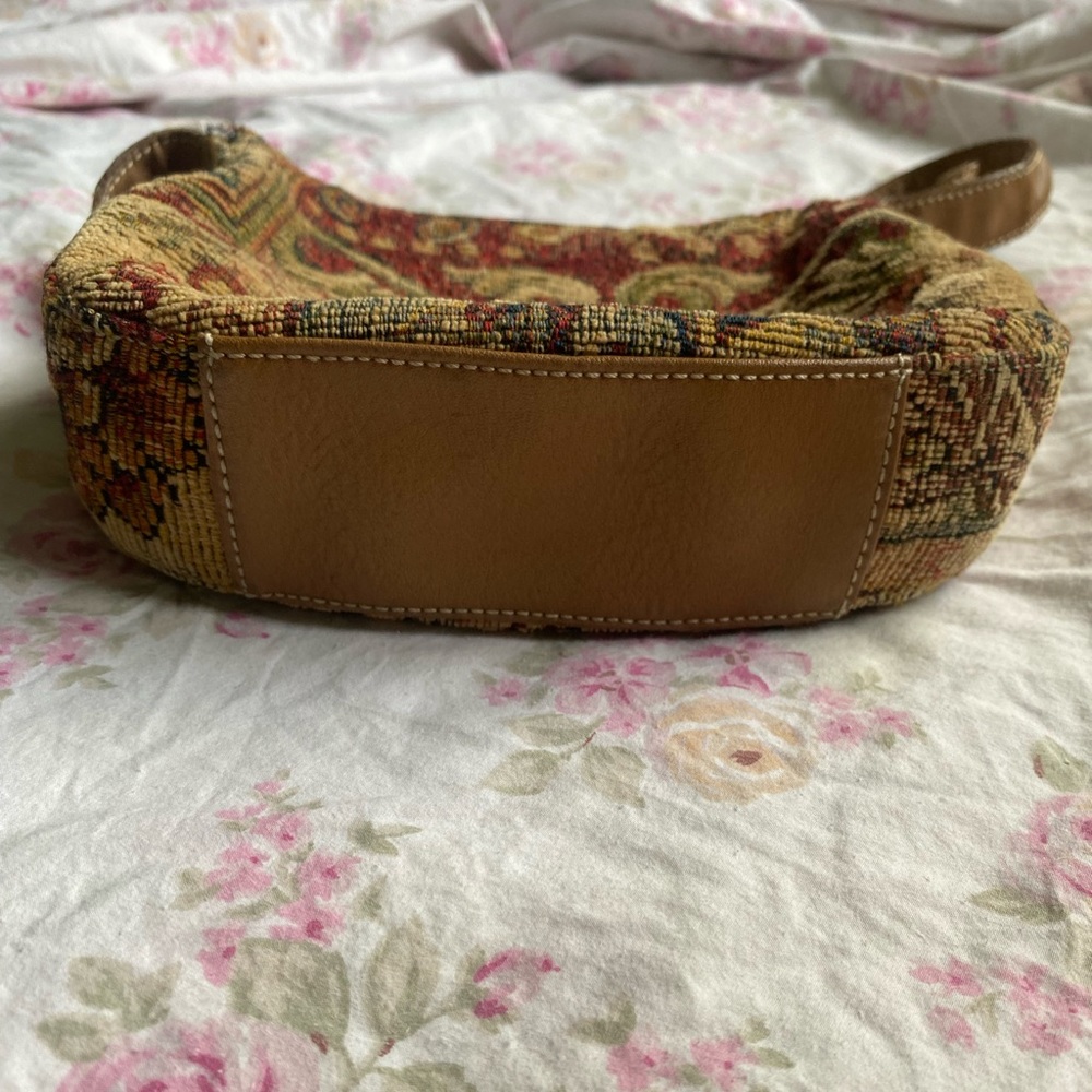 Fossil Tapestry Shoulder Bag in Brown, Red, Green - Picture 5 of 5